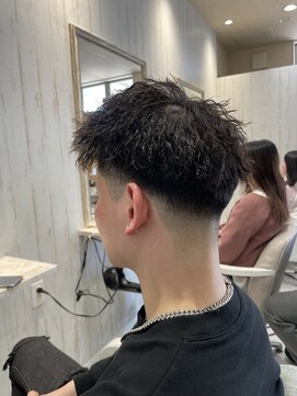 ルシール バイ アリア(Lucir by aria) フェードツイスパ