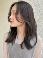 トレス(TRESS) セミロング オリーブ 毛流れ 前髪 透明感 赤み消し 表参道