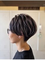 エムバランス(M.Valance)&nbsp;ハイライトでカッコよくショート