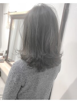 ヘアーアンドアトリエ マール(Hair&Atelier Marl) 【Marl】ダークグレージュの無造作セミディ♪