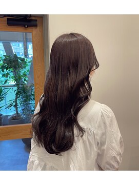 リリアーナ(LILIANA) 【LILIANA】ロングヘアなラベンダーグレージュ