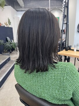 イースエモーション(ease et motion) 【天神 今泉 大名】外はねボブ アッシュグレイ