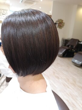 ルシードスタイル クリザンテーム 白髪染め/白髪ぼかし/ハイライト/カラー/ショート/ボブ