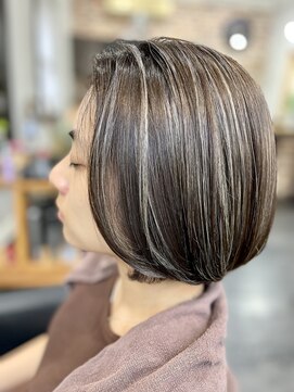 エピックコースト(epic coast) 【ハイライト】デザインボブ スモーキーアッシュ