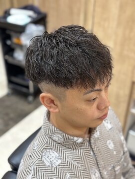 トレックスバーバー(TREX barber) ツイストスパイラルパーマ