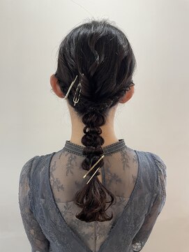 ヘアーアンドメイクアップモパ 編み下ろし