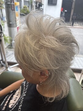 ヘアーアミューズ パール(Hair Amuse) ワイルドウルフ