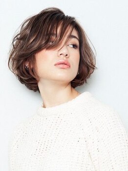 マルベリー(MULBERRY)の写真/白髪のお悩みは人それぞれ。お悩みに合わせたこだわりのグレイカラーで、ずっと綺麗な若々しい印象へ