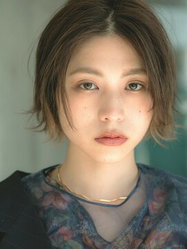 エミュ 表参道 青山(emu) 【emu井上信洋】ルーズに動かす外ハネショートボブ【エミュ】