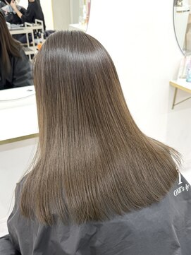 ワンズ リー 上大岡店(One's ly) 艶髪韓国レイヤーイメチェン髪質改善インナーカラーくびれミディ