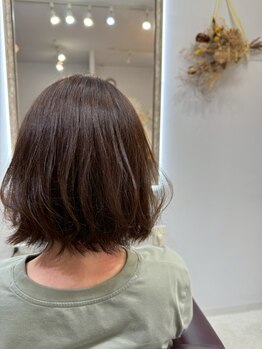 【髪質・肌質改善】年齢を重ね女性に似合う上品なスタイルとハリのある艶やかな肌へ導く[エクソミア取扱い]