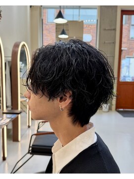 ラ ポルト ドゥ サワ(La Porte de SAWA) 長野市美容室/シャドウパーマ×センターパート
