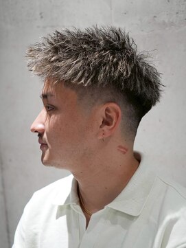 MEN'S/ハイライト×ツイストスパイラル×フェード/ブリーチ