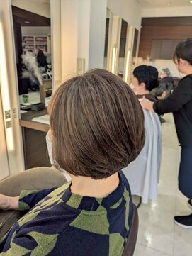 ブルーテーフ(Bleu Terre) 盛岡【白髪ぼかし×ショートボブ】卒業式、入学式におすすめ◎