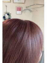 パンプキン(PUMPKIN) ピンクベージュ艶ストレート白髪ぼかし