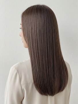 メゾンe.m.a(MAISON e.m.a) 艶感髪質改善カラーオリーブベージュレイヤーミディアム夏カラー