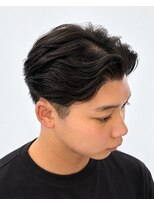 エン フェイバリット ヘアー(en favorite hai)&nbsp;くせ毛を活かす大人フェードスタイル