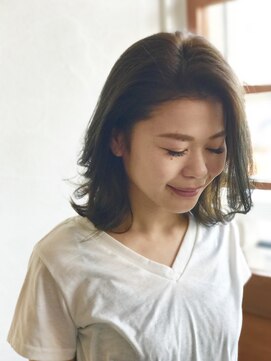 ヘアーアンドメイク シェリ(Hair&Make Cherie) 切りっぱなしボブ