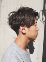 リップソウル(RIP SOUL)&nbsp;《RIP SOUL》前下がり センターパート ニュアンスパーマスタイル