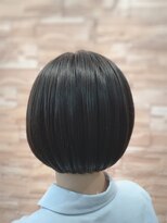 ジパングインスパイア ぱつっとミニボブ〈Inspaiae 片桐〉