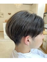 ヘアーリゼル(Hair Rizel) センター分けマッシュ