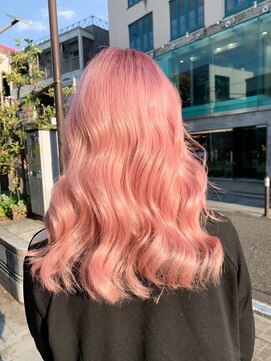 ワンズクロエ 原宿店(ONE's Chloe) ホワイトピンク/テラコッタ/ミニウルフ/くすみブルー[原宿駅]