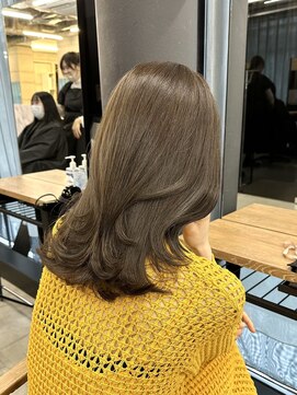 アリュウル 表参道(ALLURE) オリーブベージュ　透明感カラー　くびれヘア　KAKO