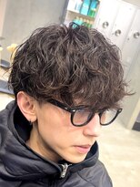 テン 心斎橋(tenn.)&nbsp;難波ツイストパーマメンズスパイラルパーマフェザーショート色気