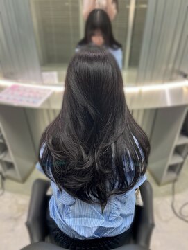 ジーナリア(Xena ria) 《Kaho》韓国ヘア　レイヤーカット　透明感