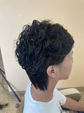 イチ(ICHI) ウルフカット＆パーマ