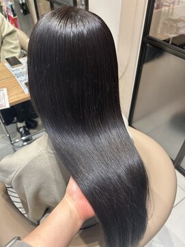 マーシィ(MARCIE) オリーブグレージュカラー