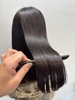 ロッカ(ROCCA)&nbsp;うねり・広がり改善！美髪酸性ストレート
