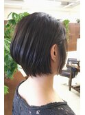 洗練されたショートボブ【ヒガシタダシ】
