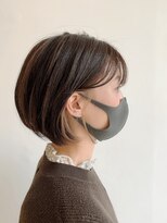 ビューティ堀出 高槻阪急店 イヤリングカラー×ボブ×カーキグレージュ【30代/40代/50代】
