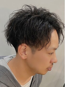 ベローチェ ツイストスパイラルでセンターパートスタイル!