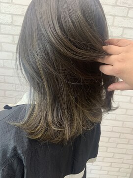 ソマル(so.maru) グレーパール×インナーハイライト