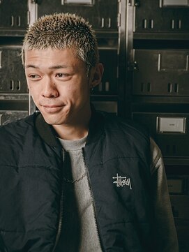 ザ ダグラスヘア 岐阜 忠節橋通り(The Douglas hair) 【メンズカット】金髪ボウズ