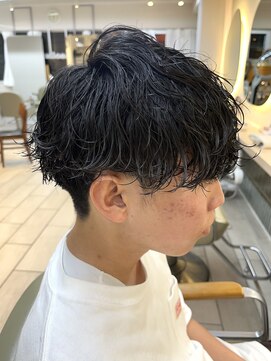 テトラ バイ ネオリーブ 横浜西口店(tetra by neolive) メンズパーマ　波巻き　ツイスパ　マッシュ　［横浜］［横浜駅］