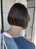 ぱつっとショートボブ