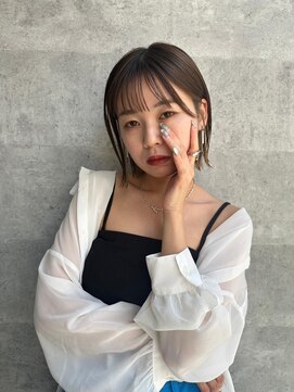 ルー ハナレ(Luu HANARE) インナーカラー切りっぱなしボブ神戸/東灘/住吉/摂津本山/岡本