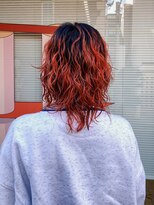 トオ(TOH)&nbsp;ブリーチパーマレイヤーパーマオレンジヘアケアパーマ