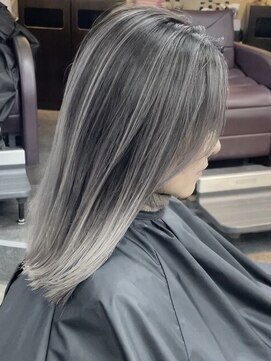 ハーシーバイアポロ 相模大野(HERSHE by apollo) 髪質改善縮毛矯正,レイヤー,縮毛矯正,白髪ぼかしハイライト.白髪