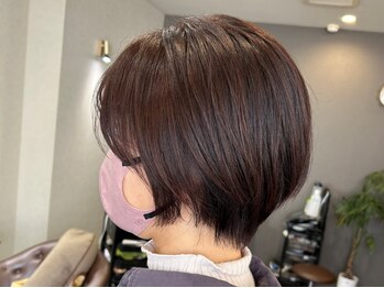 エイチエス(H´S)の写真/白髪染めでも明るく艶やかな仕上がりに！周りから褒められる若見えショートヘアを叶えます◎