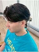 韓国マッシュ　センターパート　毛流れフェザーパーマ　メンズ