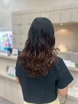 ヘアーワークス ボナ ウニクス店(HAIR WORKS bona)&nbsp;【大人ラフ】グラデーションカラー×ウェットウェーブ