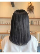 リエットヘア(Lie et.hair)&nbsp;艶感たっぷりの暗髪ブルーブラック美髪ストレート｜西尾市