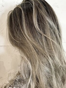 グロウ 上野御徒町(grow) 上野美容室 grow 【上野】【御徒町】