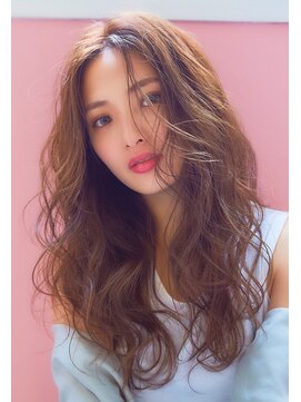 フィガロ ウメダ(FIGARO UMEDA) 【FIGARO　umeda】20代30代◎小顔無造作レイヤーカットロング