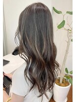 ネックス 表参道本店(nex)&nbsp;nex表参道　カーキグレージュ　大人かわいい　ハイライト