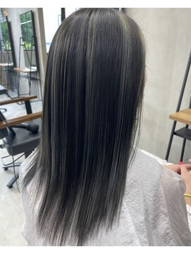 イキプラスディードットログ 大和八木駅前店(ikii+D.Log) ハイライト ハイライトカラー グレージュ 大和八木